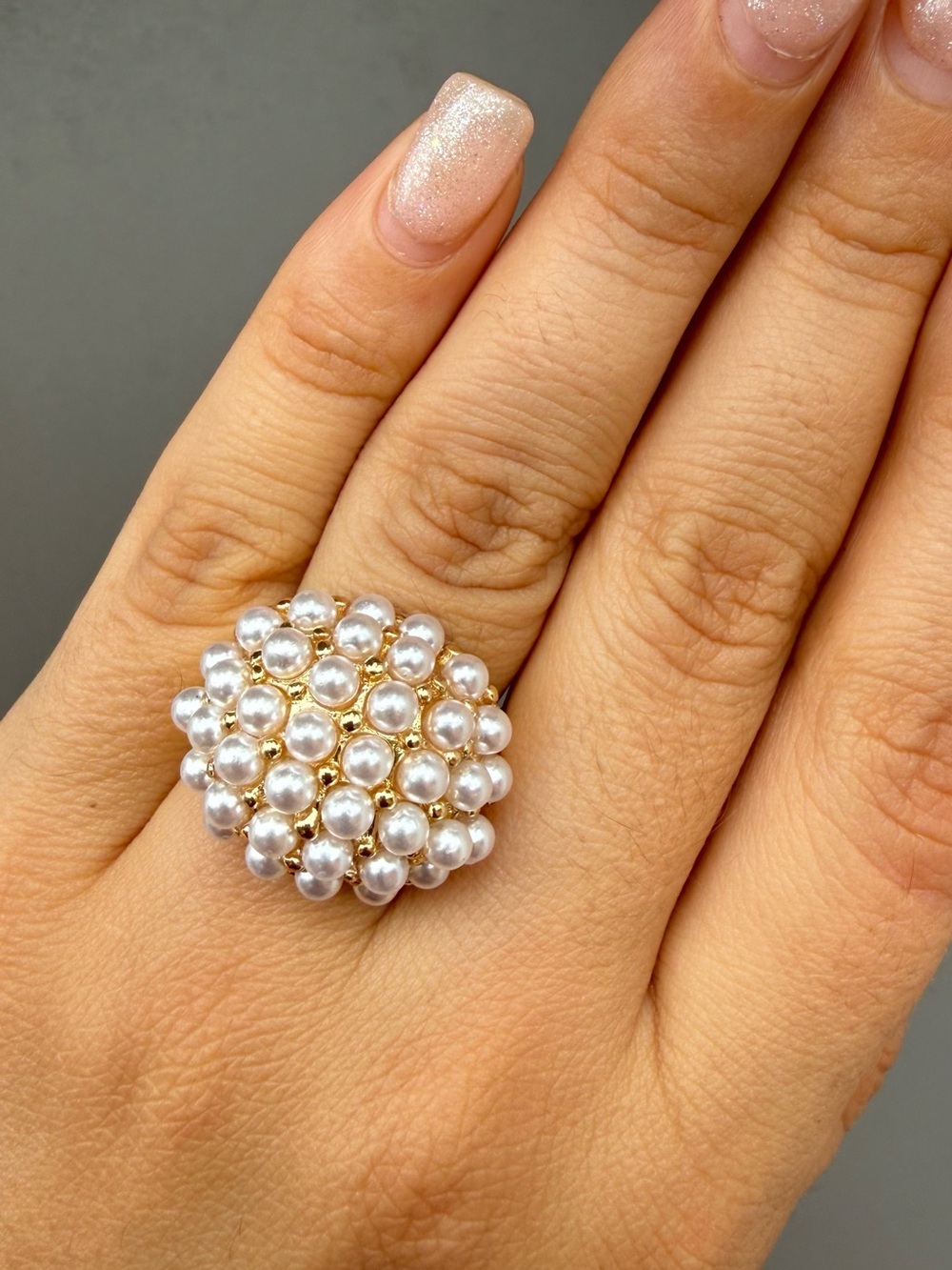 Anthropologie Pearl Cluster Dome Ring - Gold & White - Picture 5 of 8